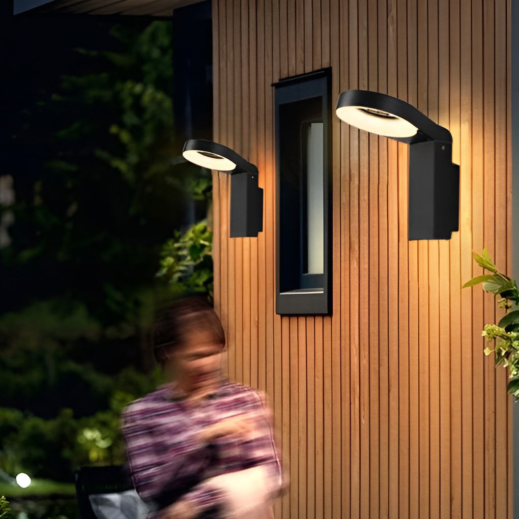 Modern Spoon Shaped 18W LED Outdoor Pathway Light Waterproof Black Exterior Wall Sconce