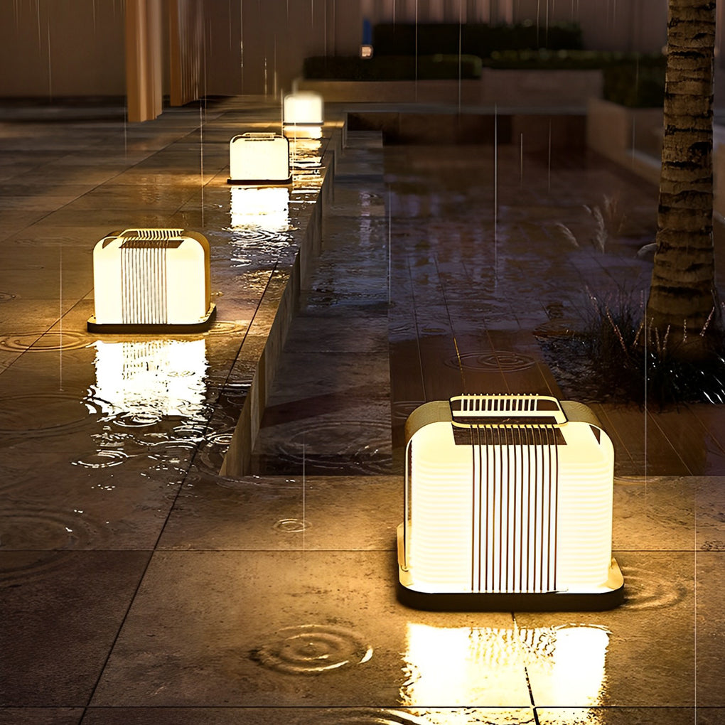 Modern Square LED Solar Fence Post Cap Light Waterproof Outdoor Pillar Lantern for Deck Garden and Path