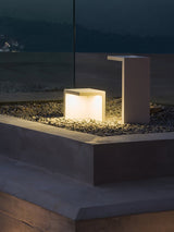 modern-stainless-steel-led-garden-post-lamp-waterproof-outdoor-landscape-lighting-for-villa-and-patio