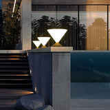 Modern Stainless Steel Solar Powered Post Light for Outdoor Landscape and Garden Pathway Lighting