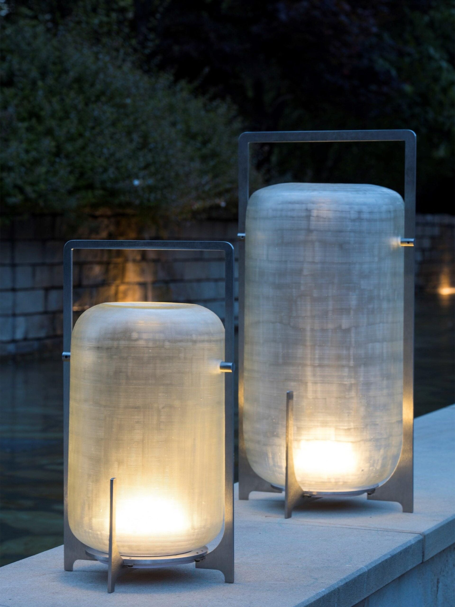 modern-stainless-steel-twilight-lantern-rechargeable-led-outdoor-table-light-for-patio