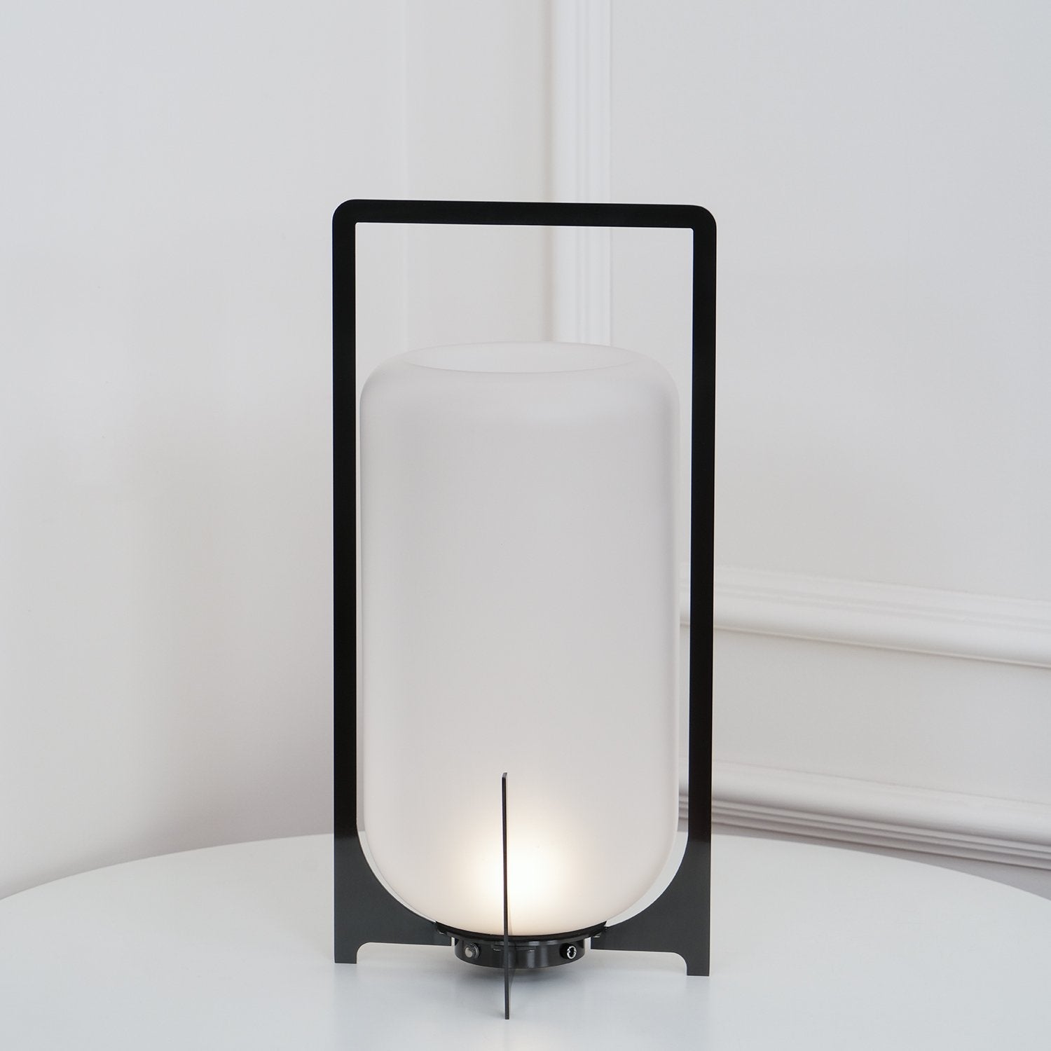 modern-stainless-steel-twilight-lantern-rechargeable-led-outdoor-table-light-for-patio