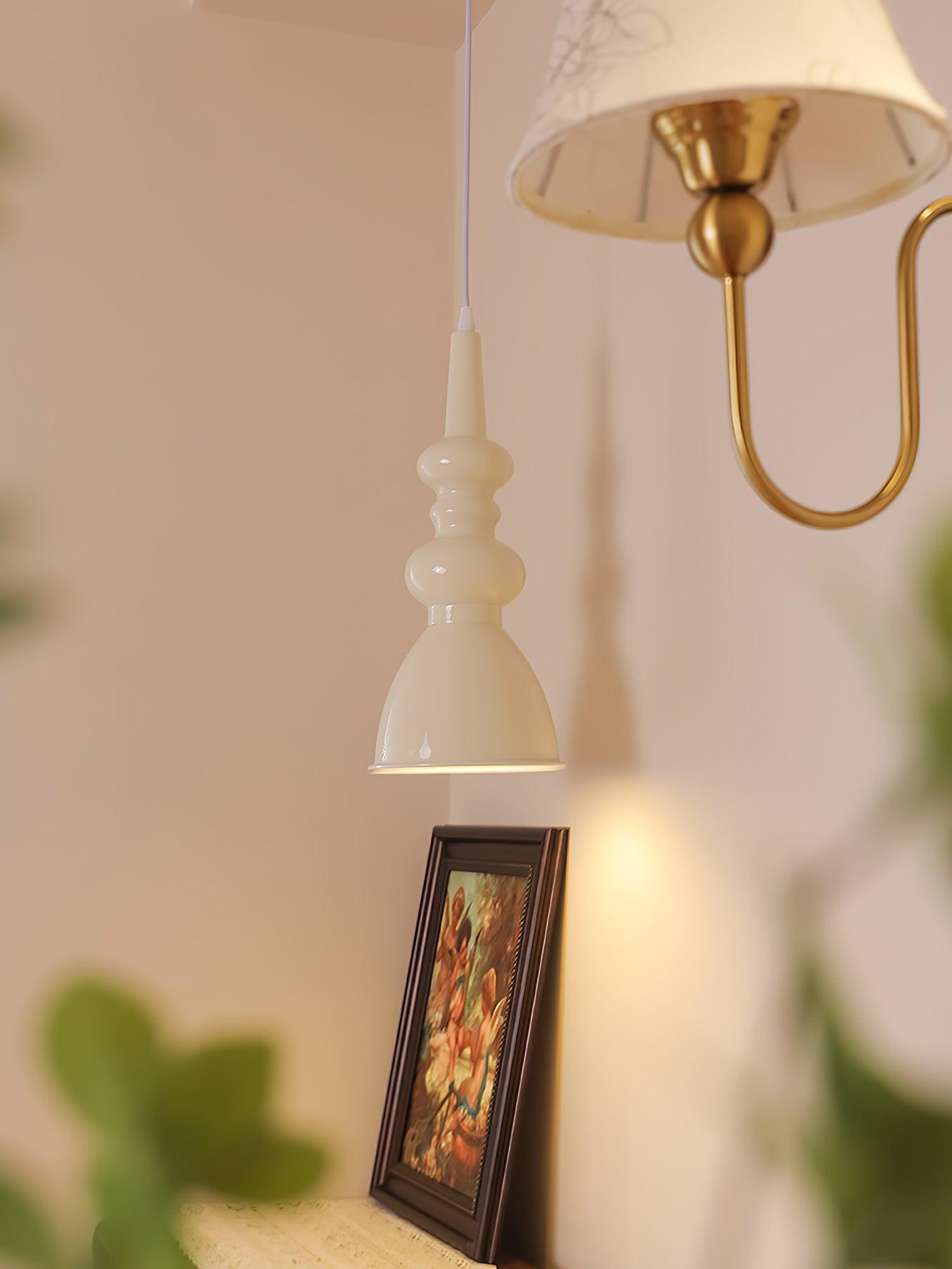 Modern Svelte Undulating Metal Pendant Light for Contemporary Dining and Foyer