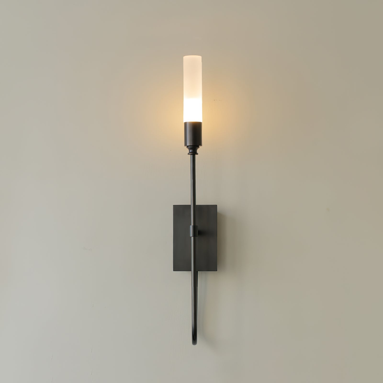 Modern Symmetrical Double Arrow Wall Sconce Minimalist Indoor Metal Light Fixture