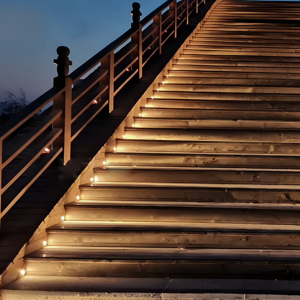 Modern Triangle Outdoor LED Step Light IP65 Waterproof DC24V Deck Pathway Lamp