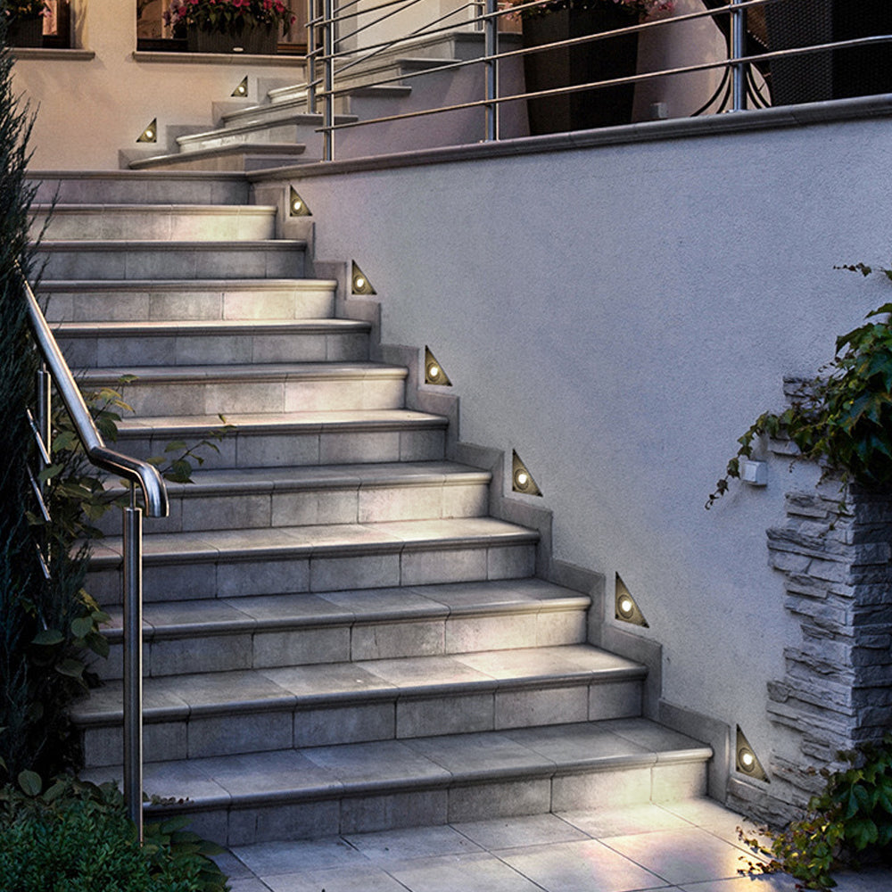Modern Triangle Outdoor LED Step Light IP65 Waterproof DC24V Deck Pathway Lamp