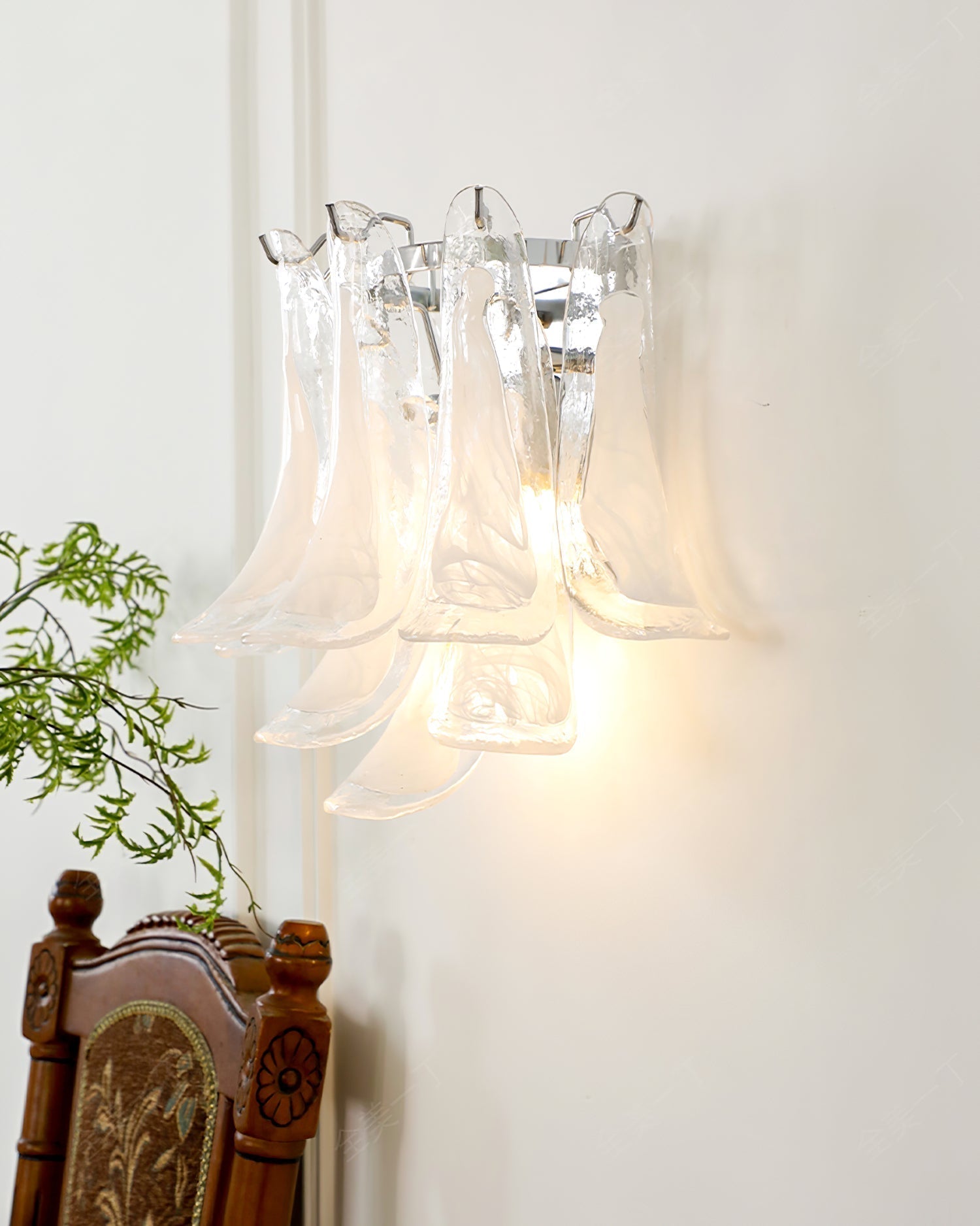 Modern U Shaped Glass Petal Wall Sconce in Chrome Finish for Living Room Bedroom