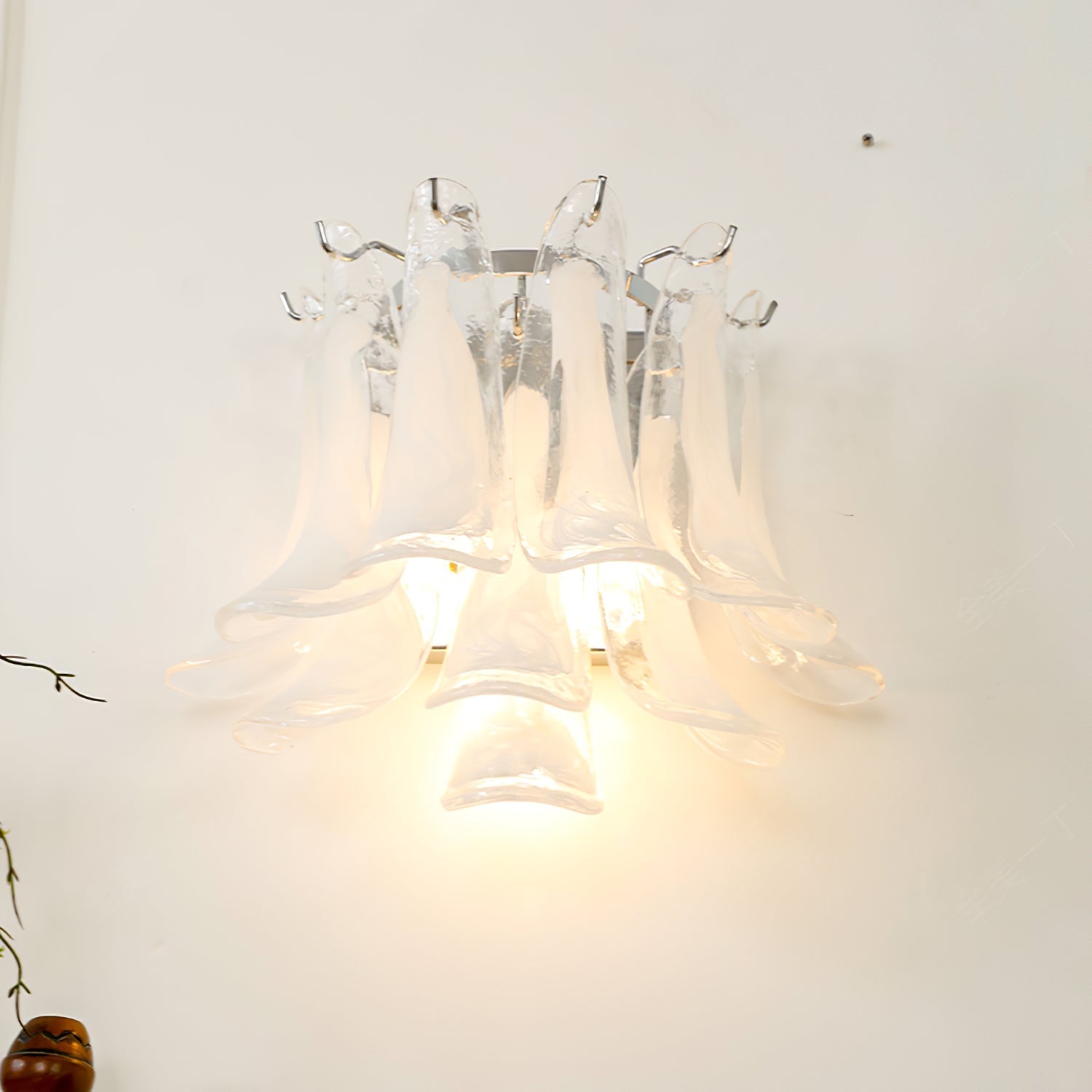 Modern U Shaped Glass Petal Wall Sconce in Chrome Finish for Living Room Bedroom
