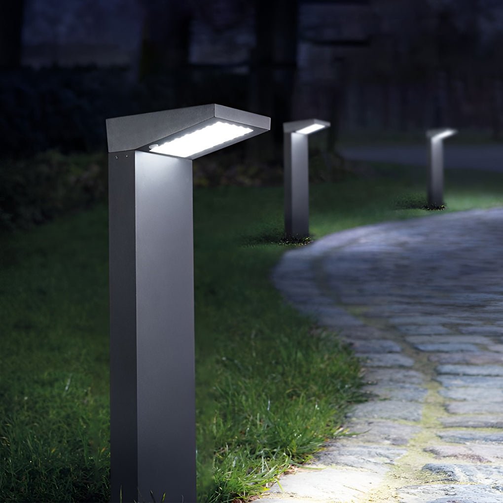 Modern Waterproof 7 Shaped Solar Pathway LED Post Lights for Outdoor Garden Landscape Lighting