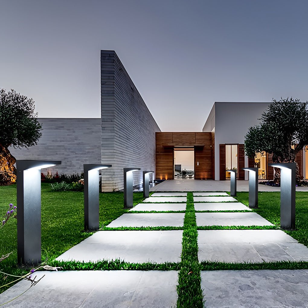 Modern Waterproof 7 Shaped Solar Pathway LED Post Lights for Outdoor Garden Landscape Lighting
