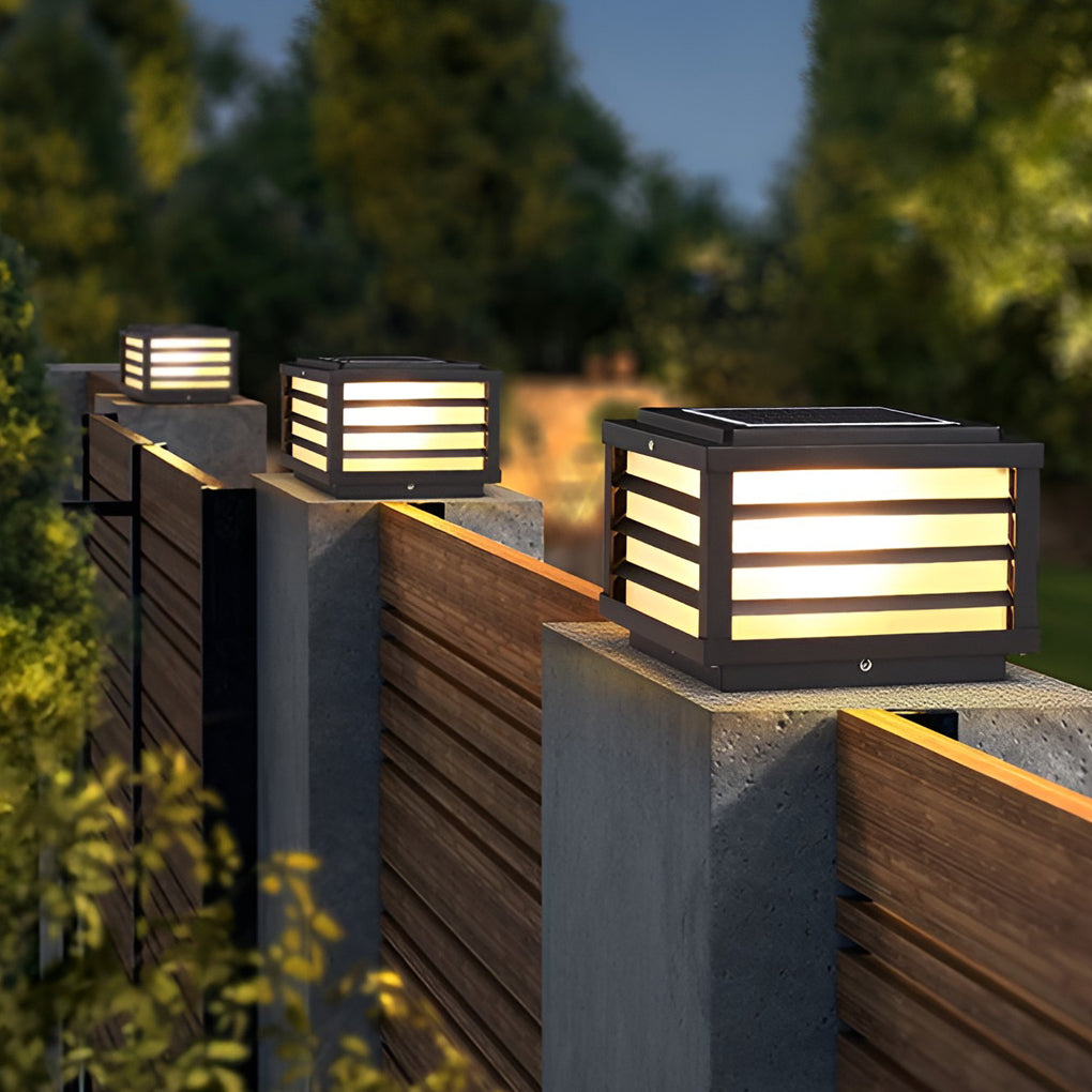 Modern Waterproof Aluminum Solar LED Fence Post Cap Lights for Outdoor Deck Garden Decor