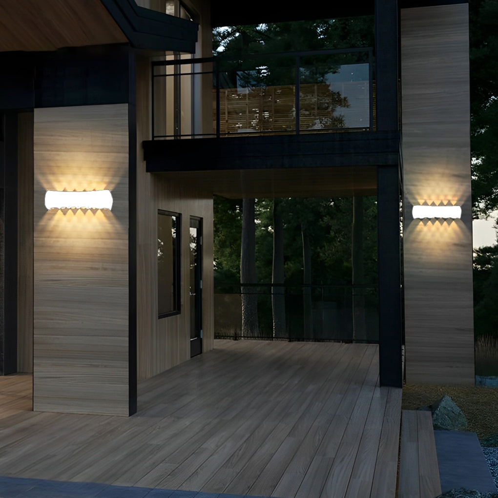Modern Waterproof LED Outdoor Wall Sconce Aluminum Up Down Exterior Lighting for Porch Garden and Entryway