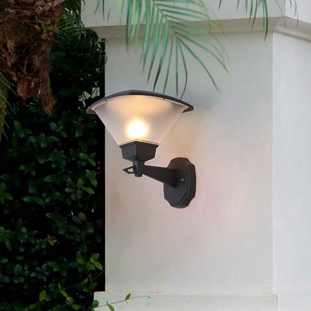 Modern Waterproof Outdoor Landscape Post Light for Villa Garden and Residential Pathway