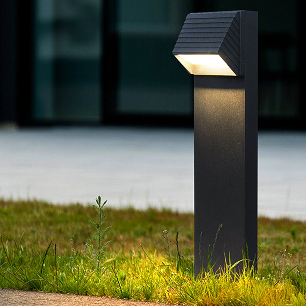 Modern Waterproof Outdoor LED Path Light for Garden Courtyard and Villa Landscape Lighting