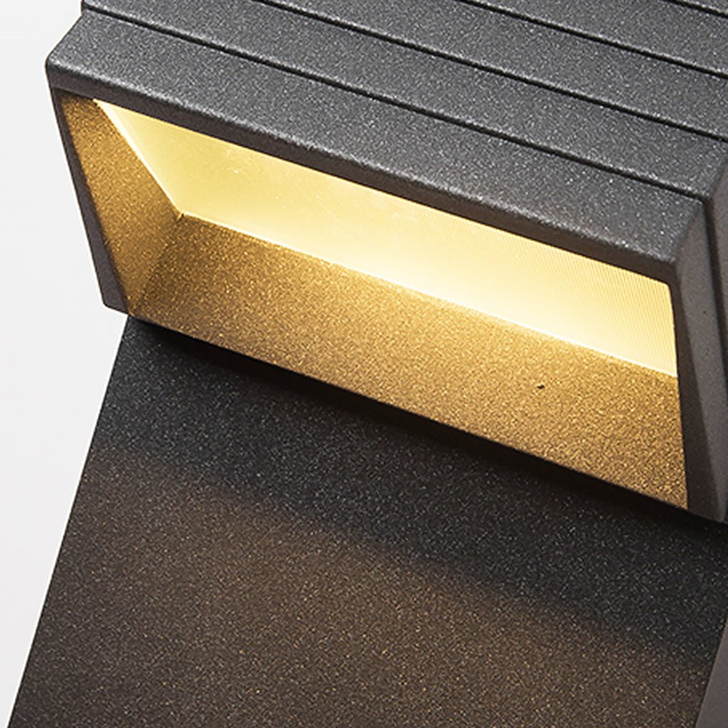 Modern Waterproof Outdoor LED Path Light for Garden Courtyard and Villa Landscape Lighting
