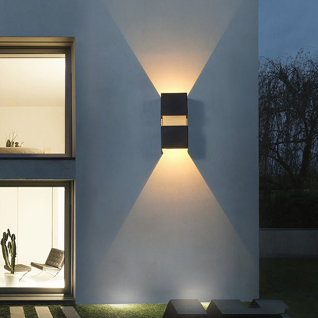 Modern Waterproof Outdoor LED Wall Light Up and Down Sconce for Balcony Villa and Patio