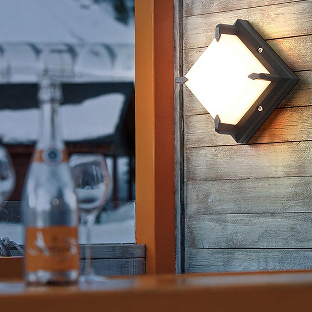 Modern Waterproof Outdoor LED Wall Sconce Black Die Cast Aluminum Light for Patio Garden