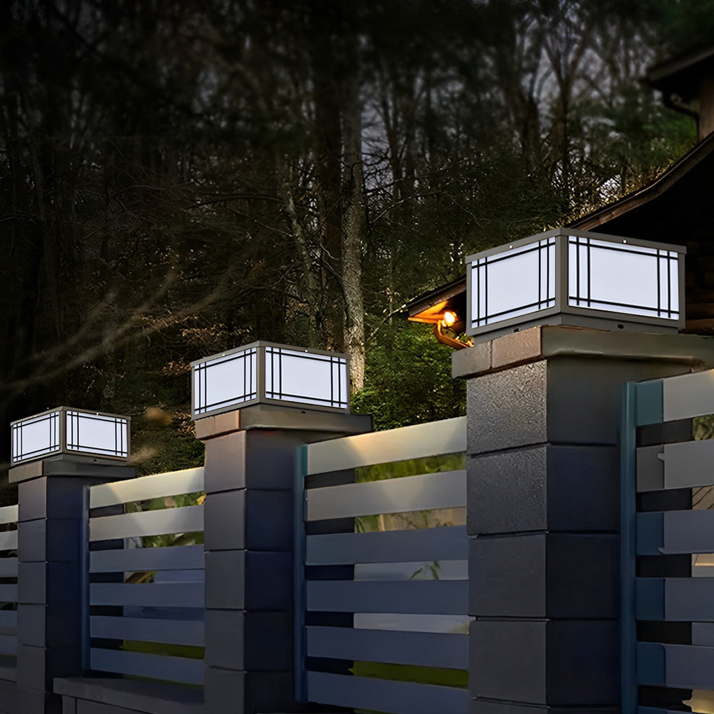 Modern Waterproof Solar Post Lights with 3 Color Dimming and Remote for Outdoor Garden and Fence