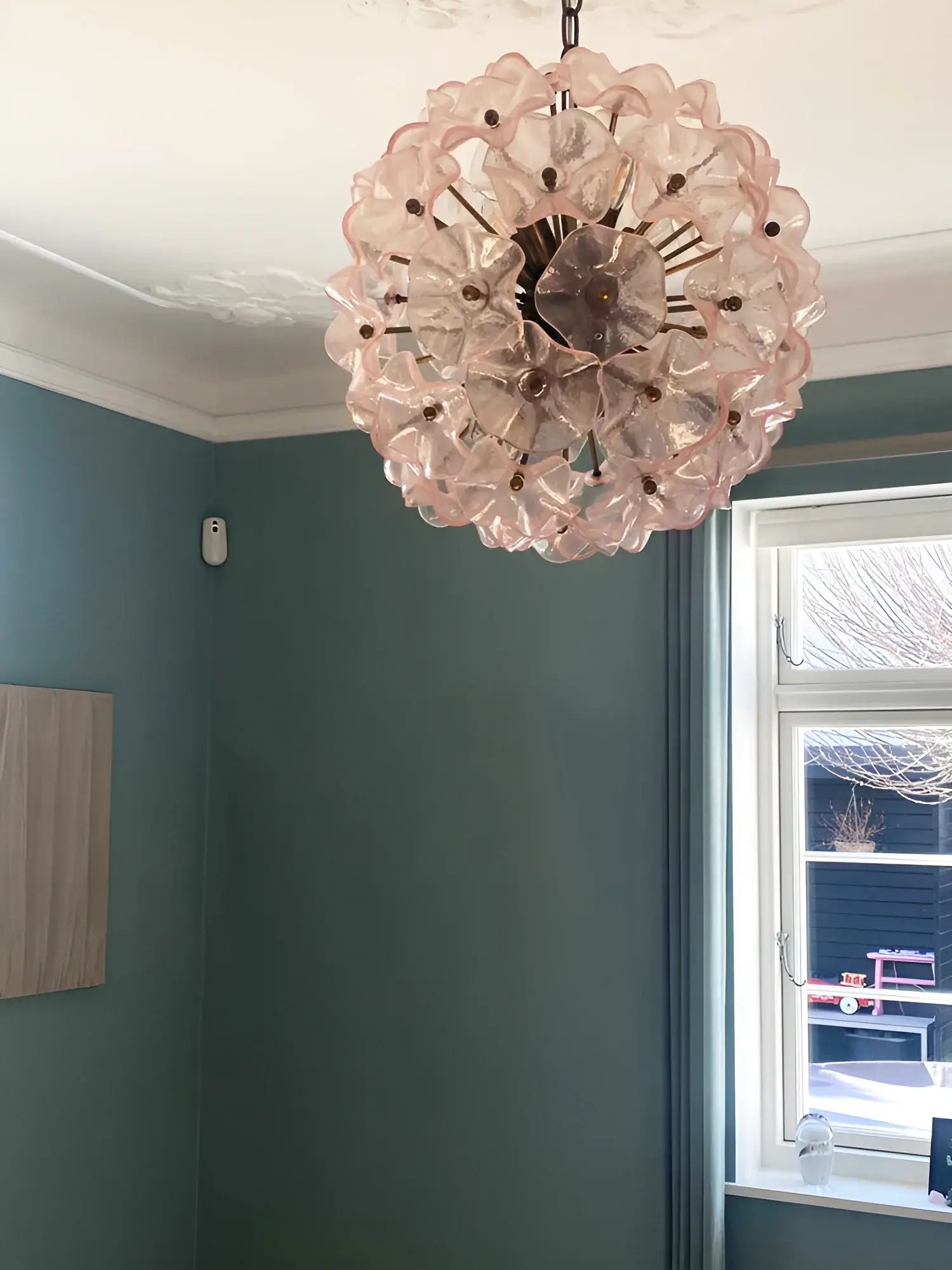 murano-glass-pink-flower-blossom-sputnik-chandelier-modern-handcrafted-ceiling-pendant-light