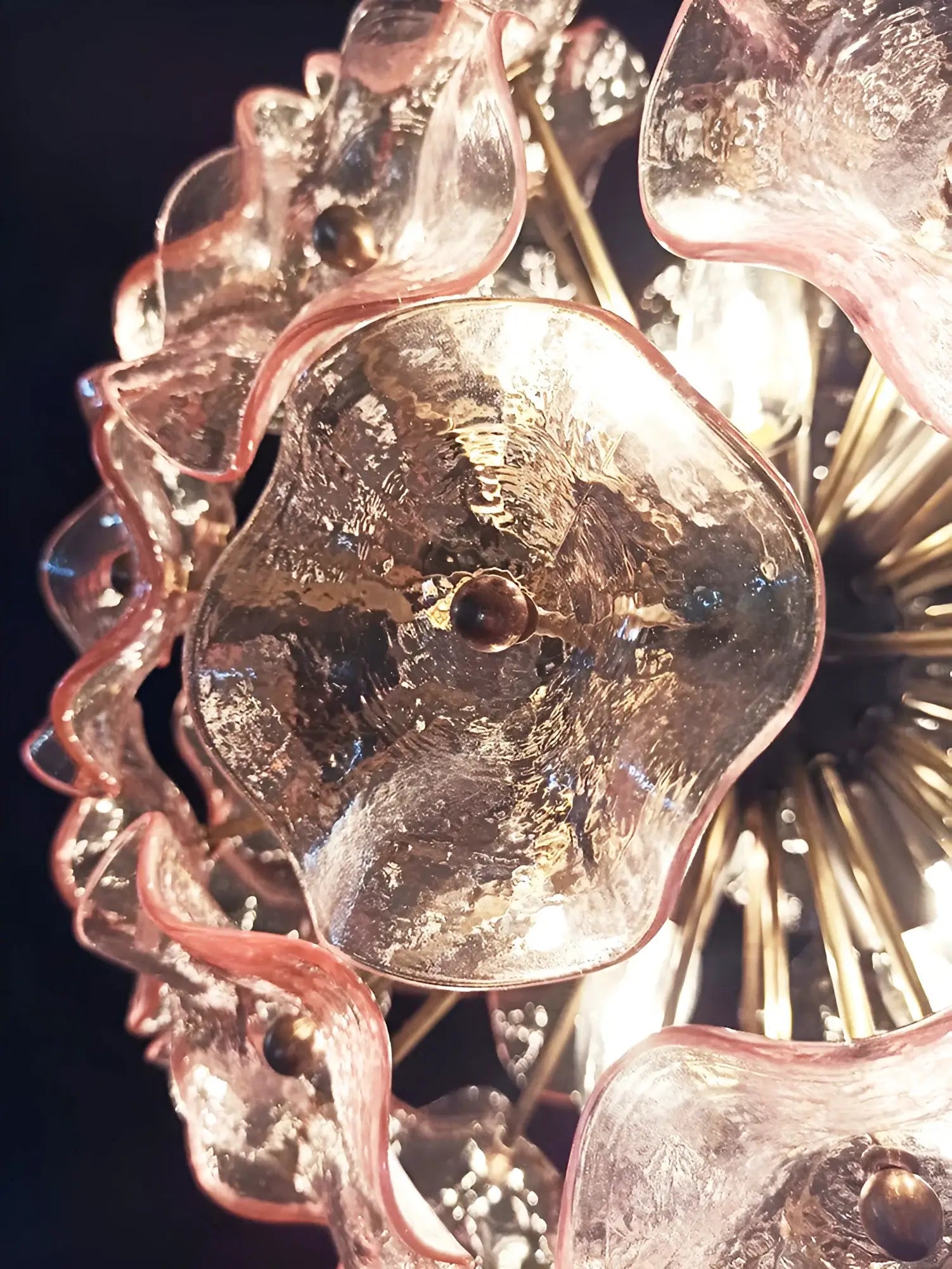 murano-glass-pink-flower-blossom-sputnik-chandelier-modern-handcrafted-ceiling-pendant-light