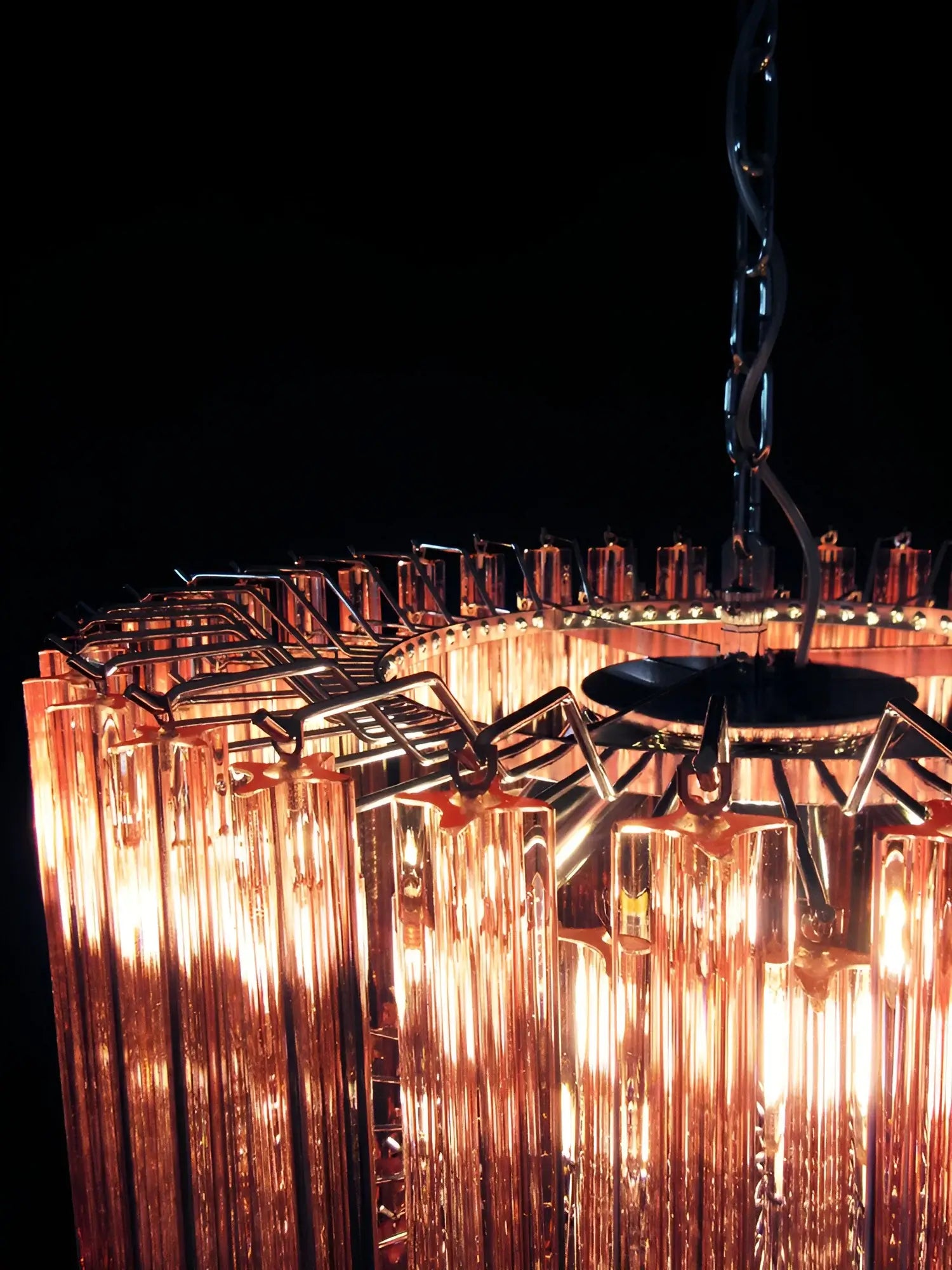 murano-glass-quadriedri-pink-prism-chandelier-luxury-pendant-light-fixture