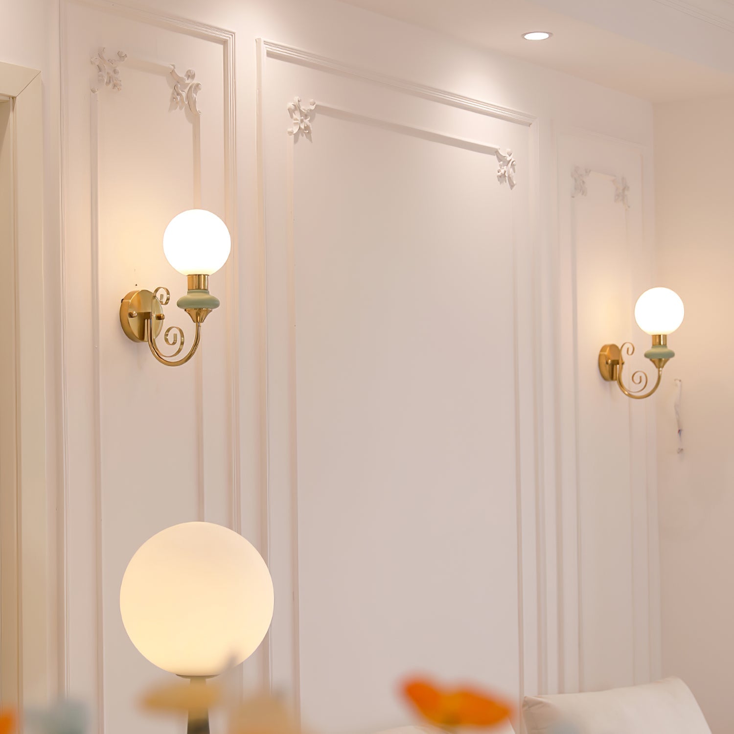 Onyx Modern Glass Globe Wall Sconce with Wood and Metal Accents for Indoor Lighting