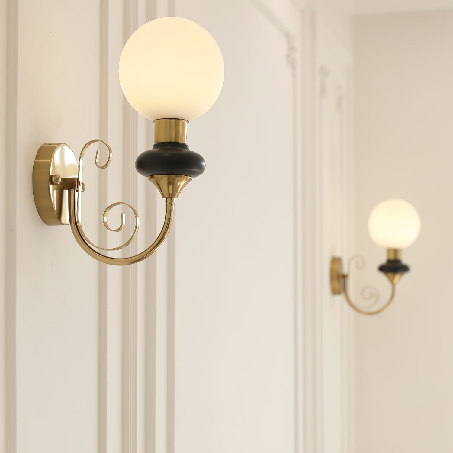 Onyx Modern Glass Globe Wall Sconce with Wood and Metal Accents for Indoor Lighting