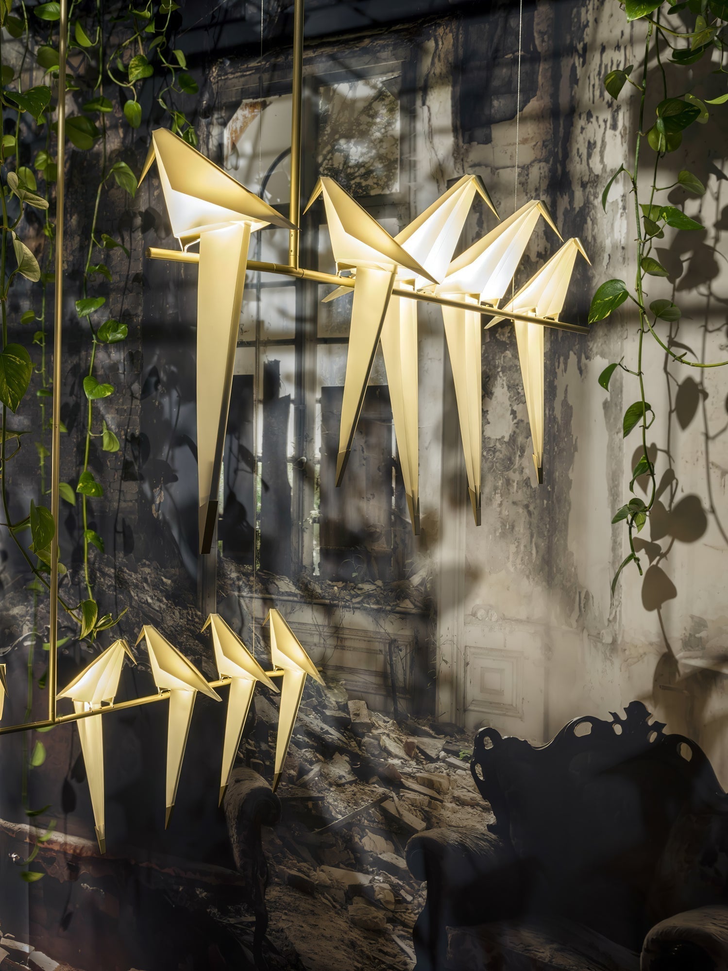 Origami Bird LED Pendant Light Modern Crane Chandelier for Dining Room and Living Space