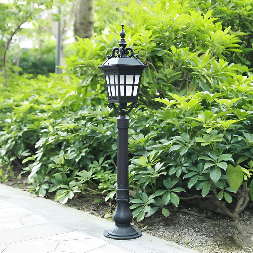 Outdoor Waterproof Aluminum Glass Lawn Lamp European Style Pathway Garden Post Light