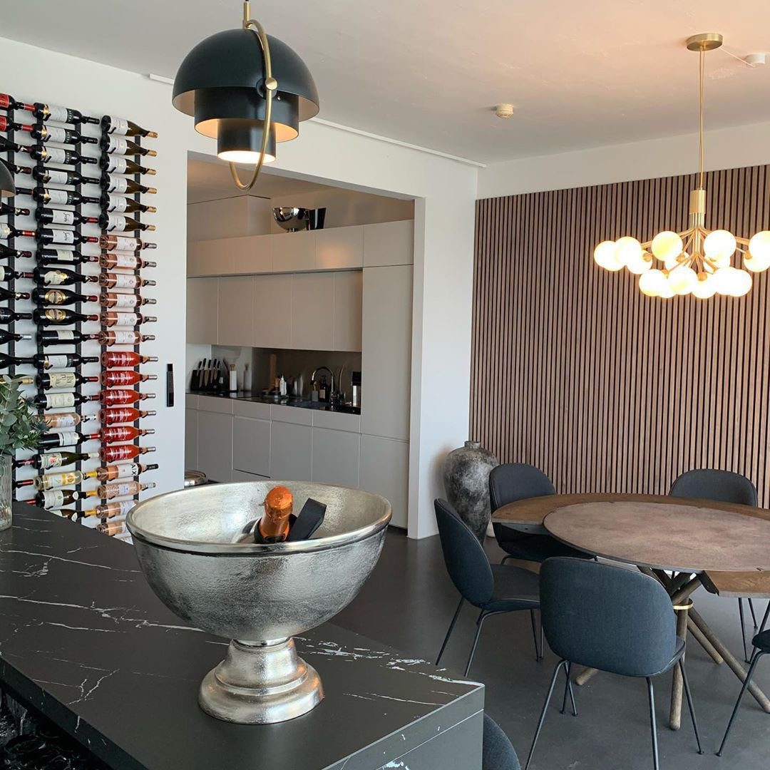 modern-apiales-glass-globe-chandelier-flower-inspired-pendant-light-for-dining-room