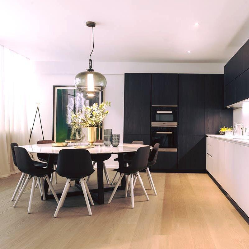 modern-blown-glass-lantern-chandelier-led-suspension-light-for-living-room-and-dining-areas
