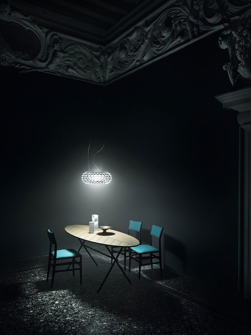 modern-transparent-sphere-pendant-light-acrylic-chandelier-for-living-room-and-bedroom