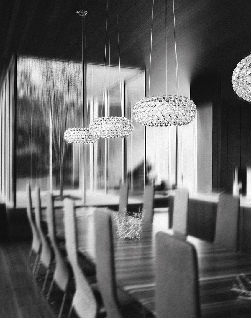 modern-transparent-sphere-pendant-light-acrylic-chandelier-for-living-room-and-bedroom