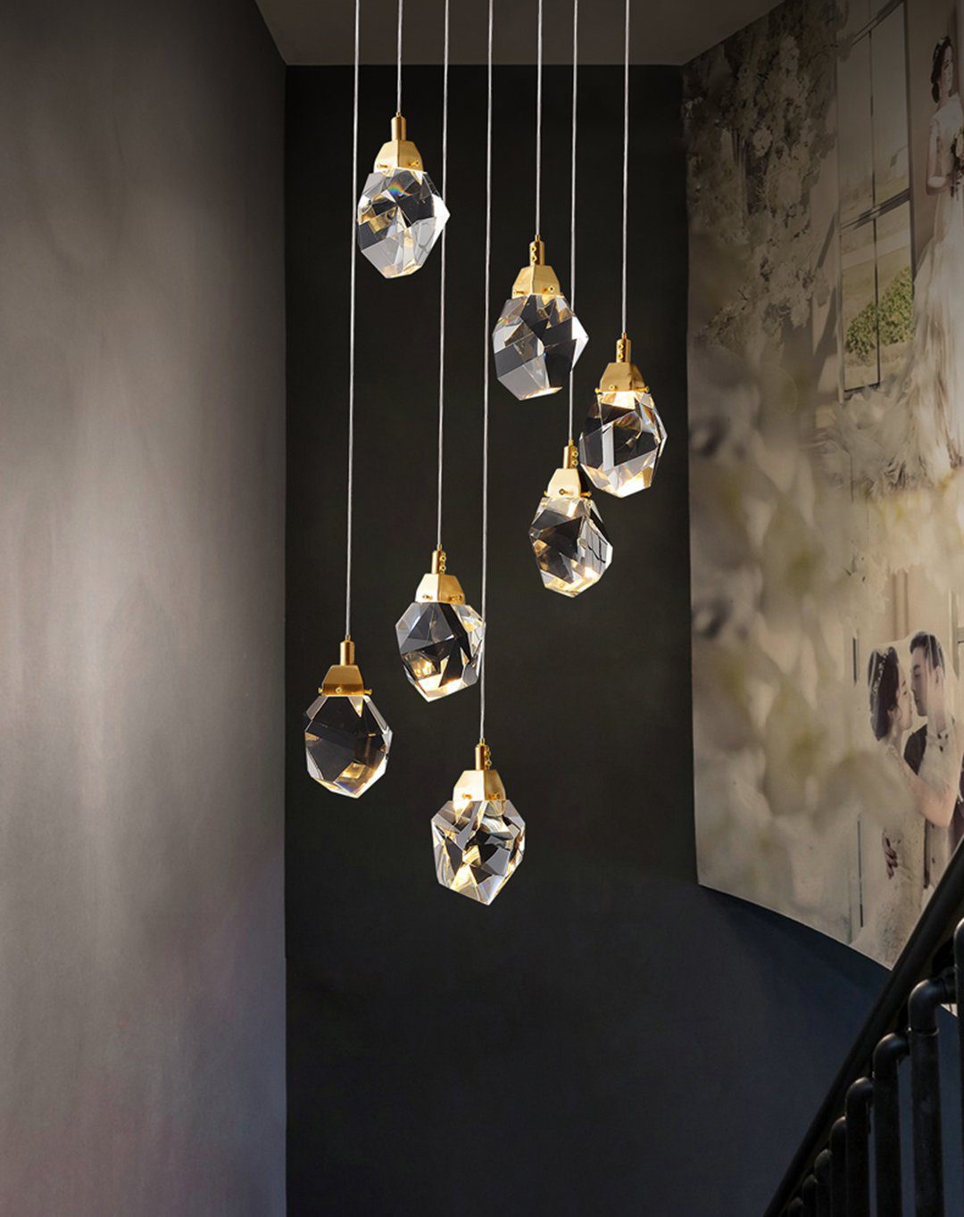 elegant-crystal-glass-led-pendant-lamp-with-brass-hardware-for-modern-dining-rooms
