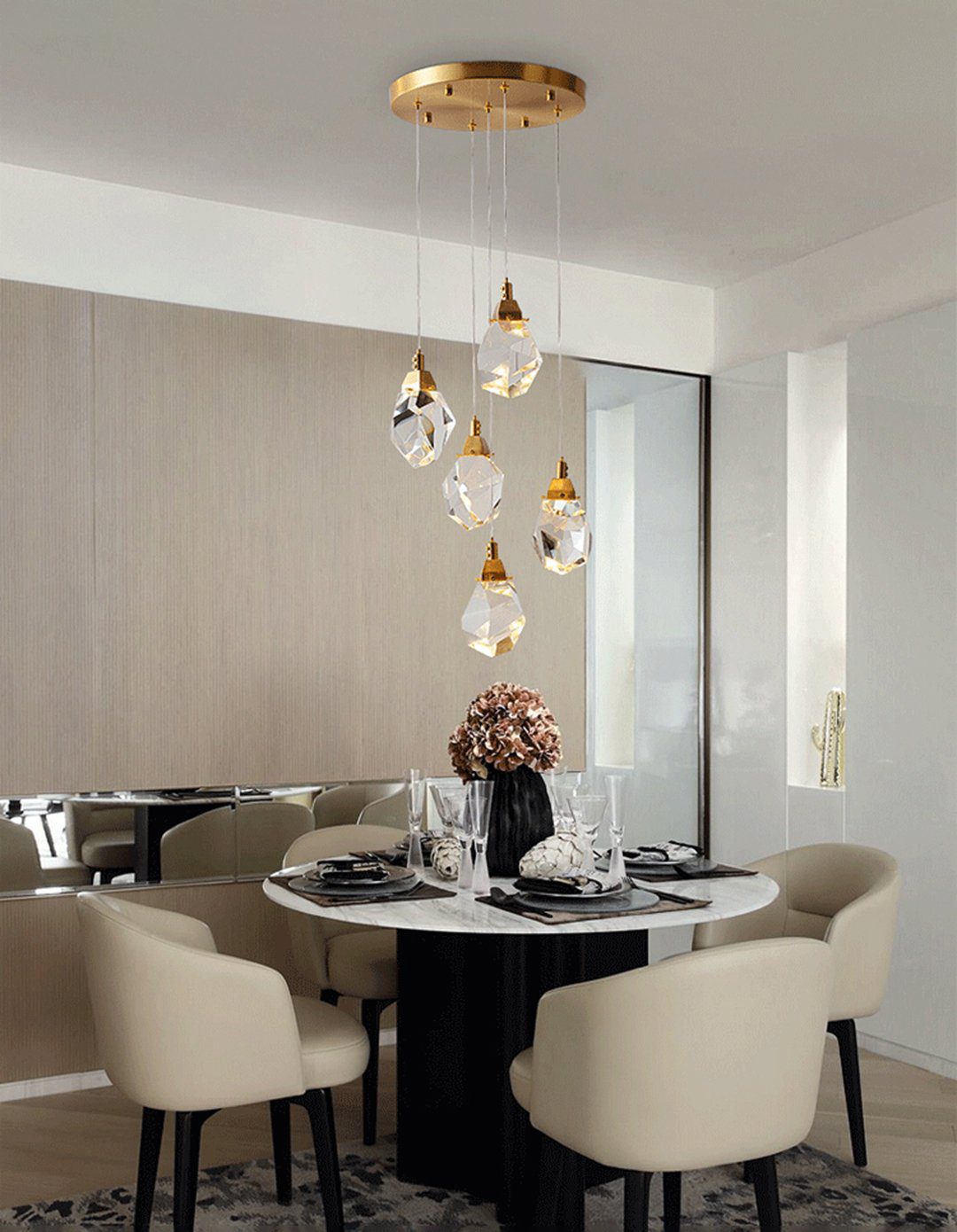 elegant-crystal-glass-led-pendant-lamp-with-brass-hardware-for-modern-dining-rooms