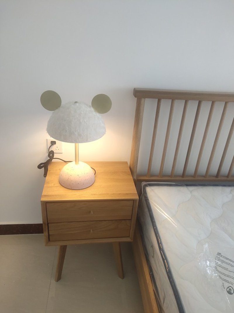 modern-terrazzo-base-table-lamp-with-green-fabric-shade-and-elegant-brass-accents