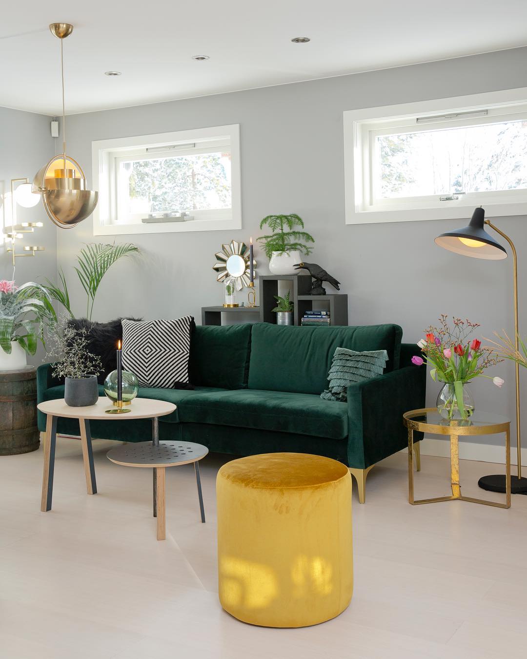 modern-adjustable-ball-pendant-light-with-rotating-metal-hemisphere-shade