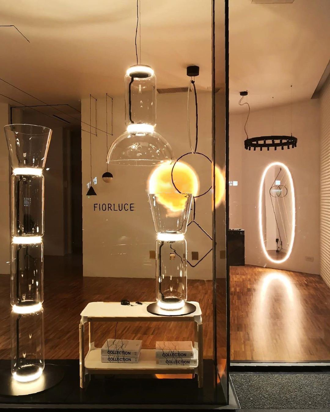 modern-stackable-glass-cylinder-led-floor-lamp-with-minimalist-architectural-design