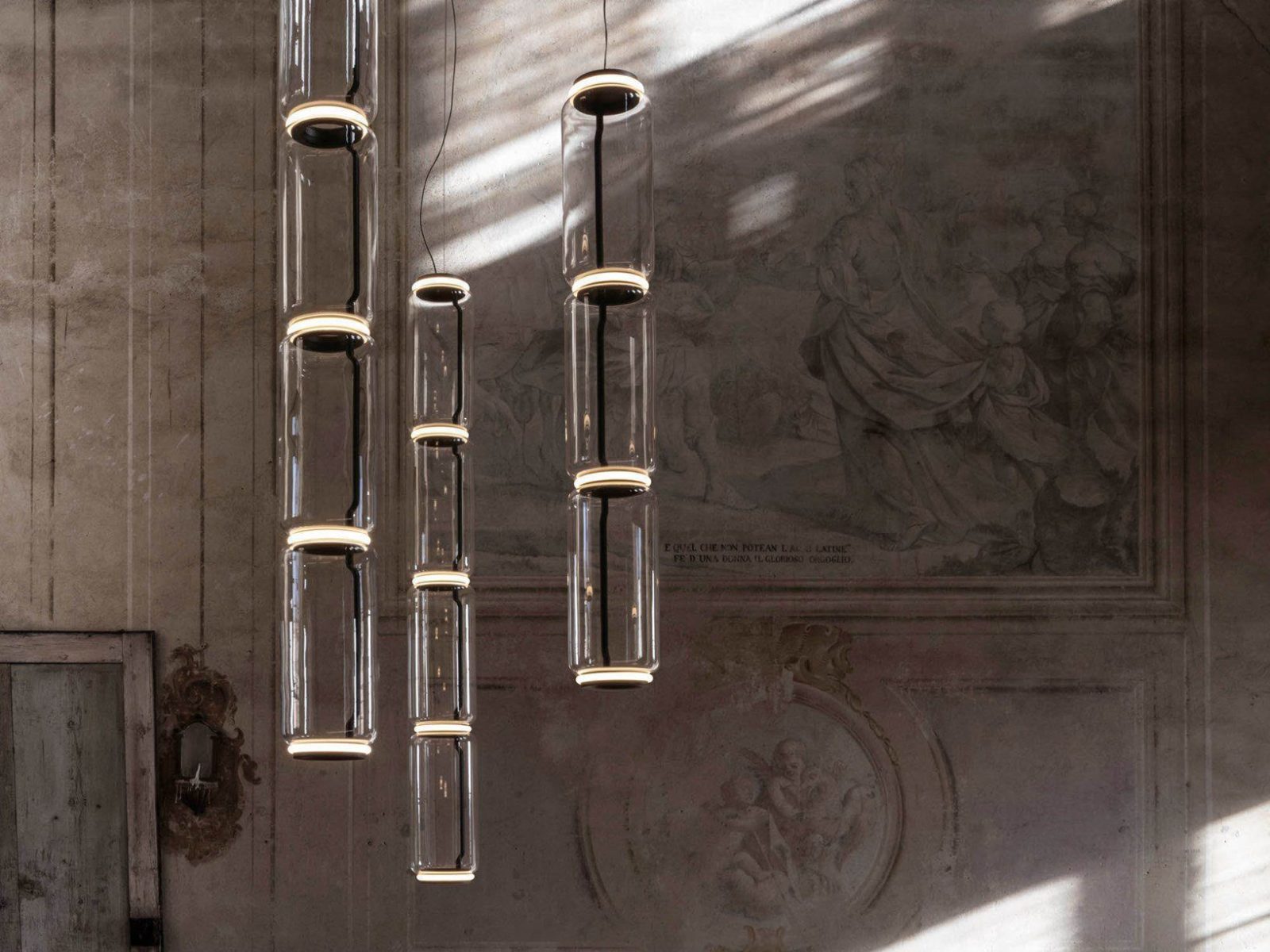 modern-blown-crystal-cylinder-led-pendant-light-with-stackable-glass-modules