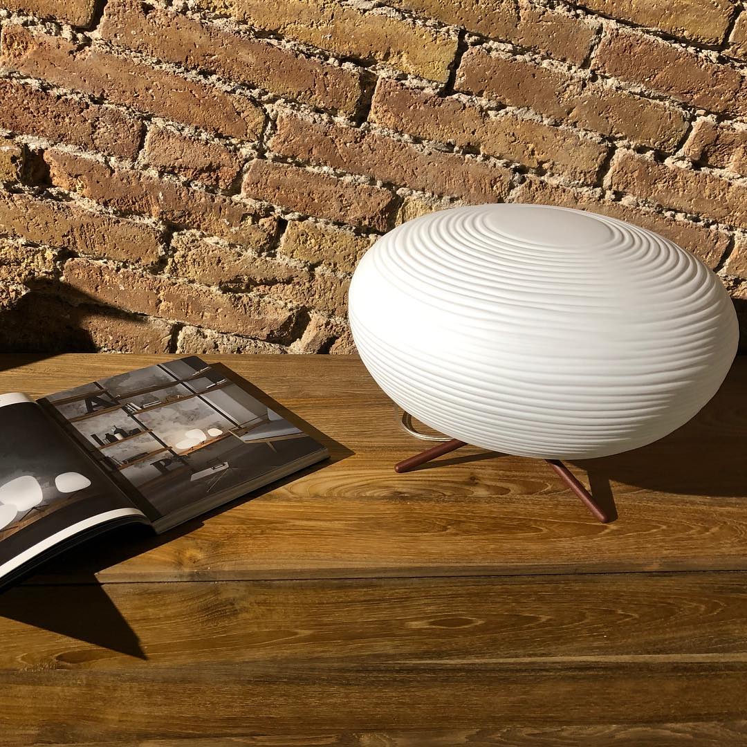 modern-textured-blown-glass-rituals-style-table-lamp-for-bedside-and-living-room