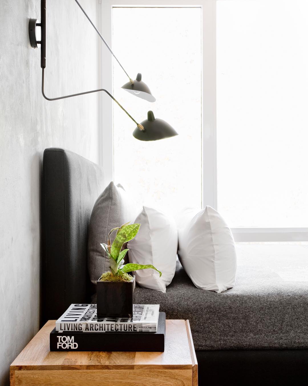 industrial-adjustable-long-arm-wall-sconce-with-rotating-metal-shade-for-indoor-lighting