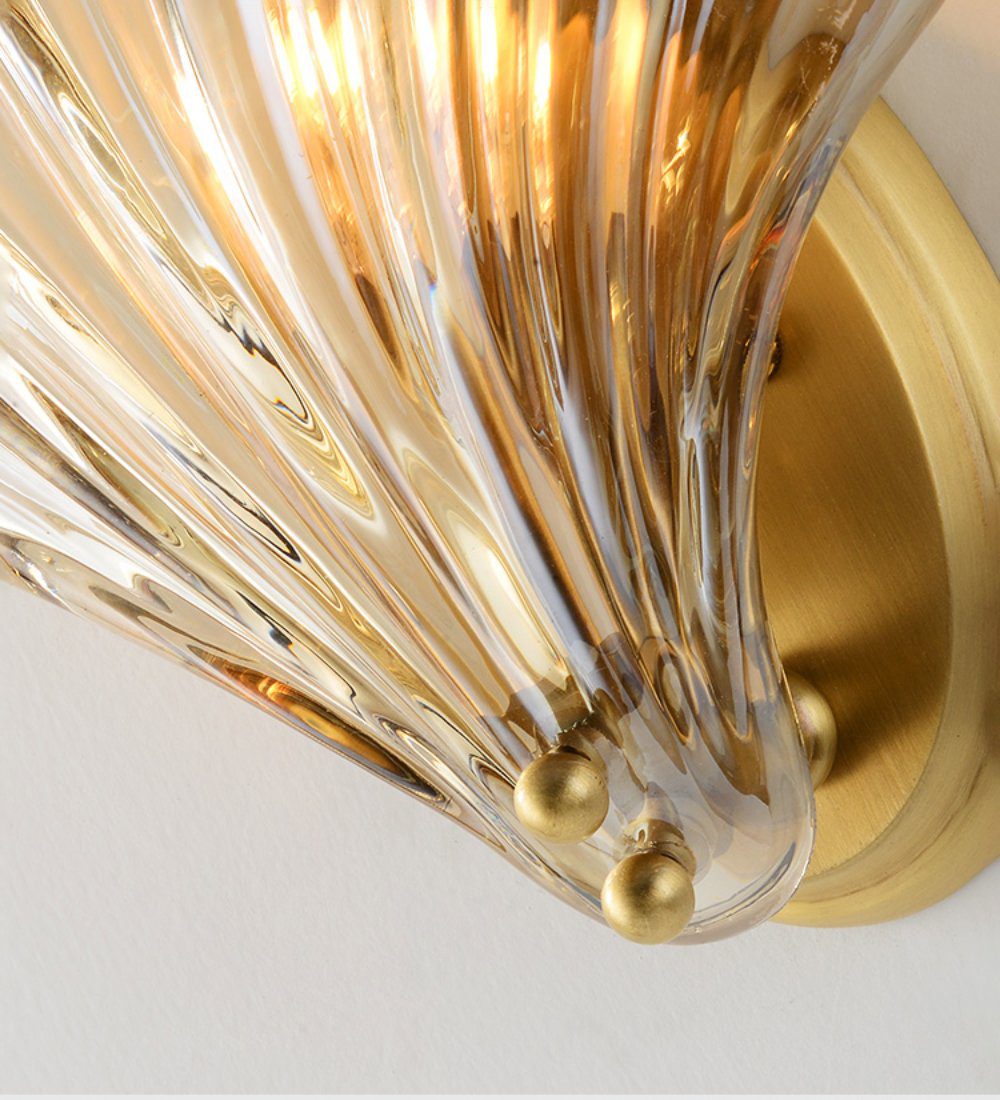 elegant-shell-shaped-brass-and-amber-glass-wall-lamp-for-modern-home-decor