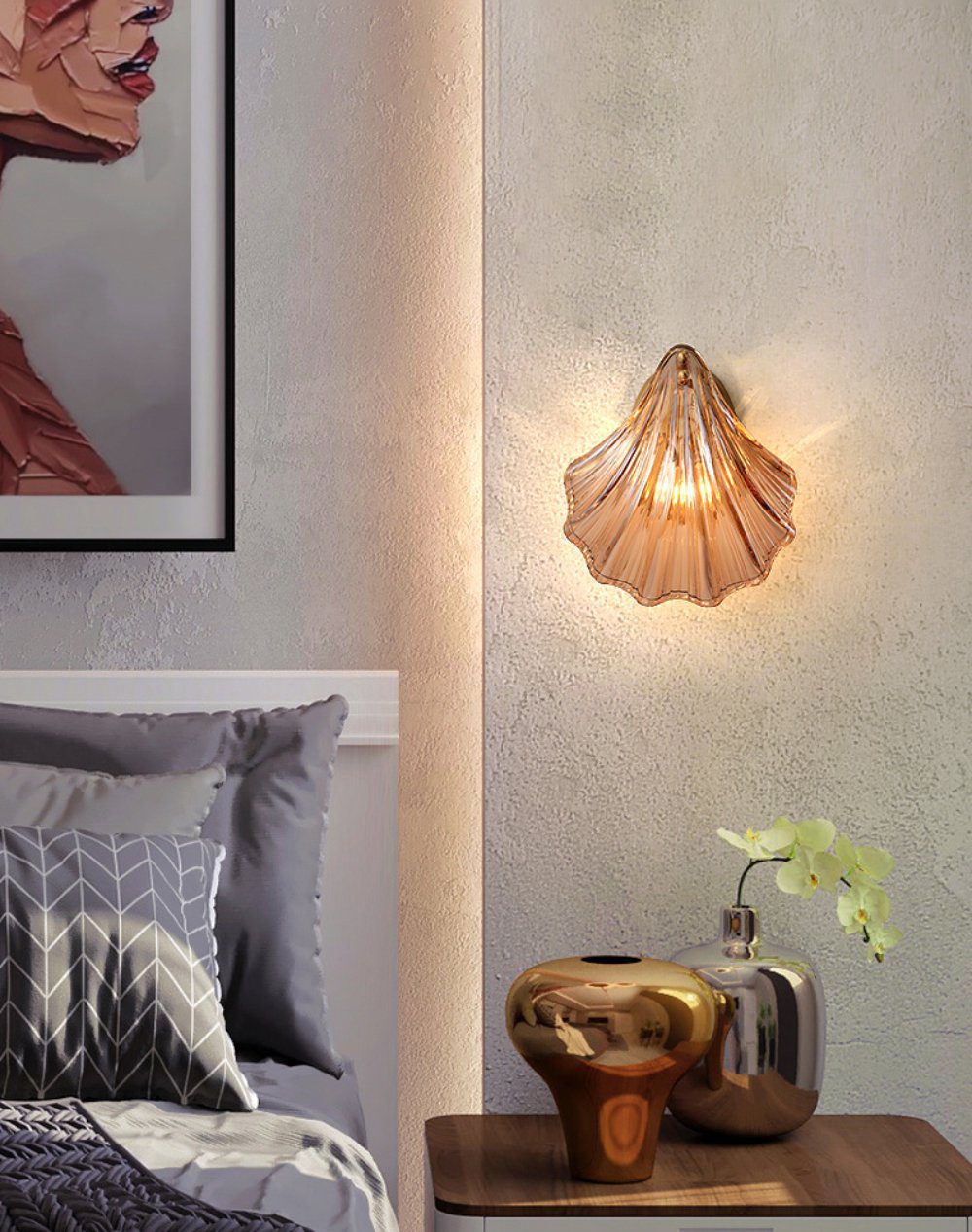 elegant-shell-shaped-brass-and-amber-glass-wall-lamp-for-modern-home-decor