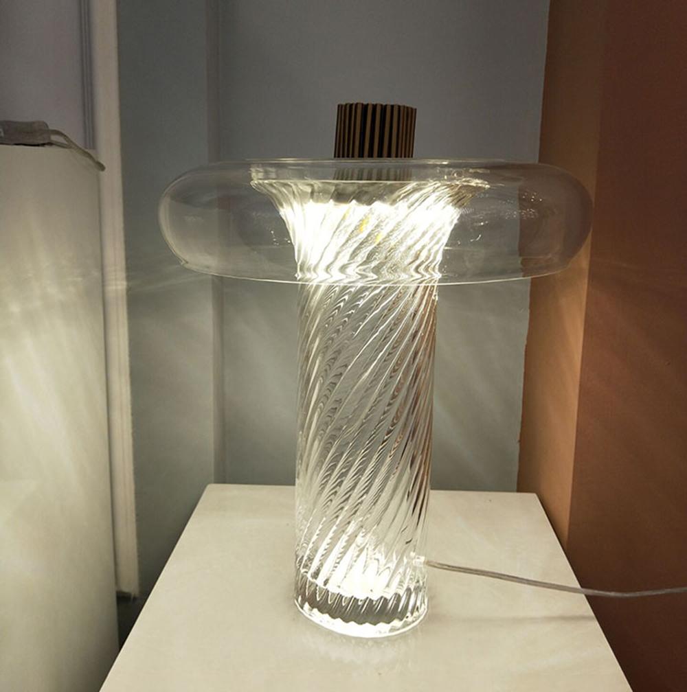 modern-vintage-blown-glass-led-table-lamp-with-brass-base-and-integrated-lighting