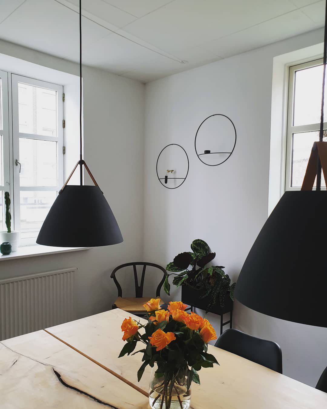 nordic-metal-and-leather-strap-pendant-light-for-modern-interior-decor-hanging-lamp