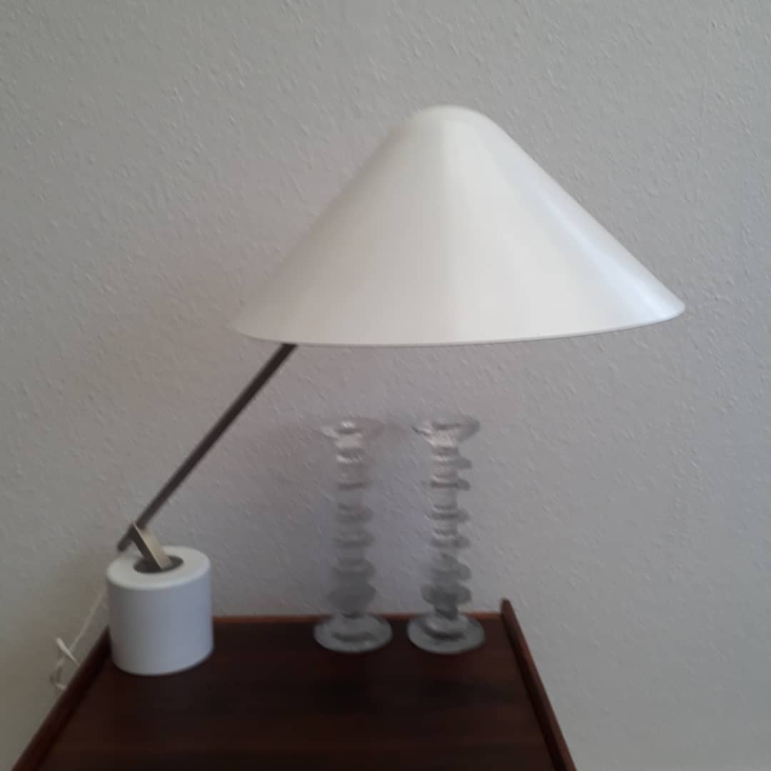 modern-adjustable-swing-arm-desk-lamp-with-rotating-metal-shade-for-office