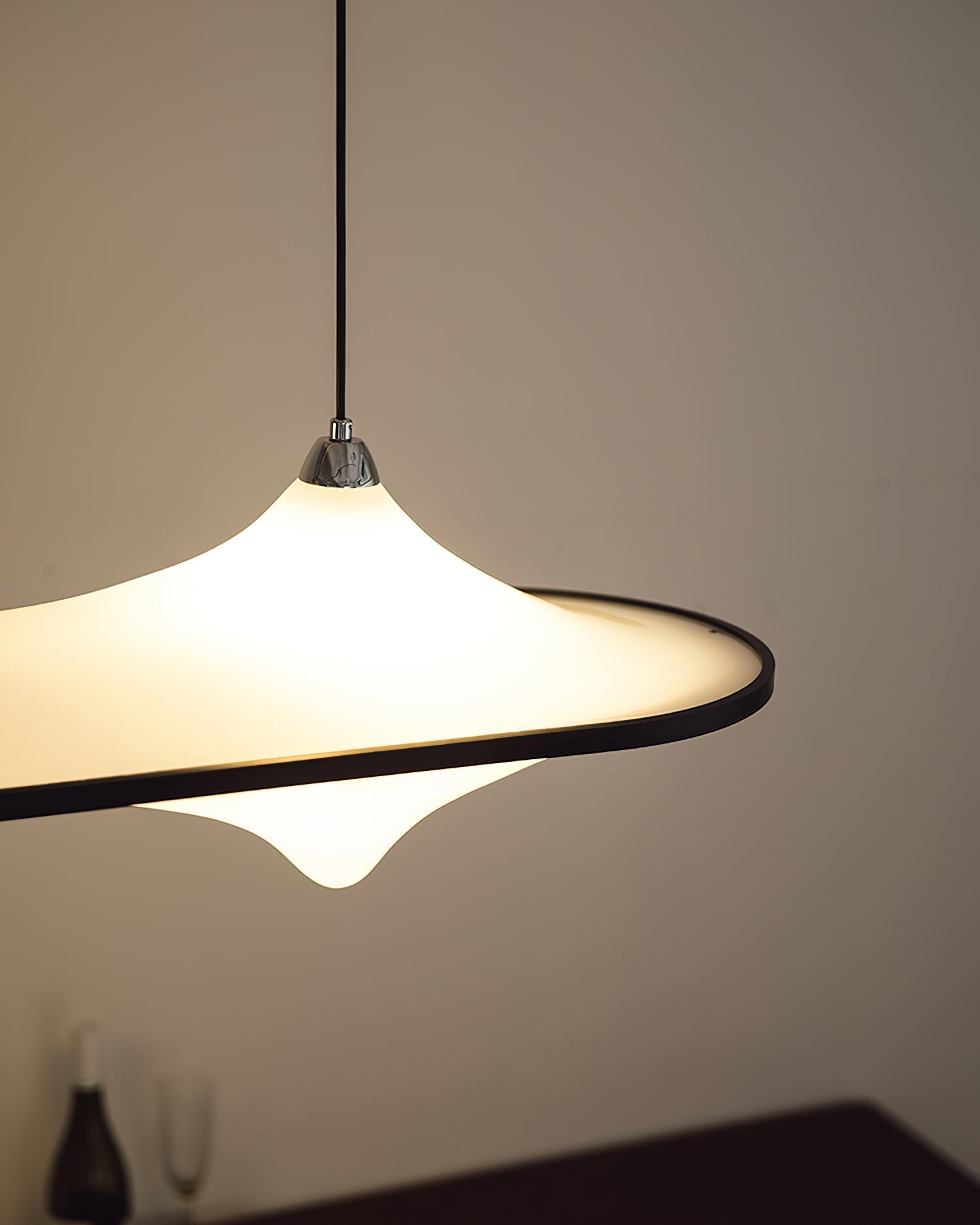 Rilke Modern Geometric Acrylic Pendant Light for Contemporary Indoor Living Spaces