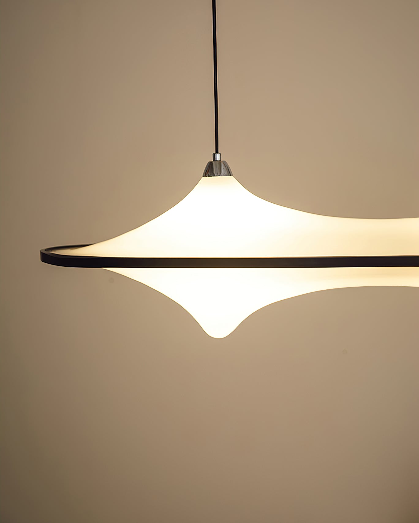 Rilke Modern Geometric Acrylic Pendant Light for Contemporary Indoor Living Spaces
