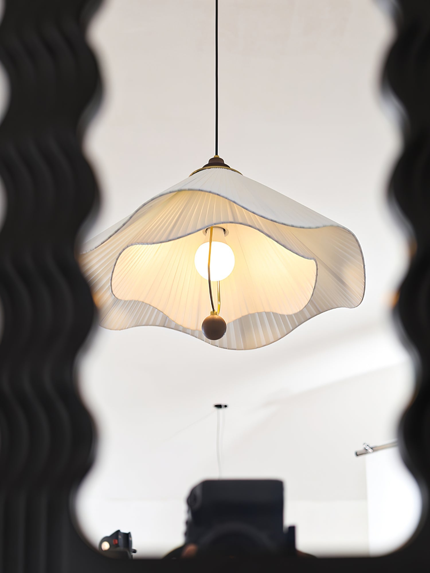 Scalloped Edge Pleated Shade Pendant Light Walnut Finish Indoor Hanging Lamp