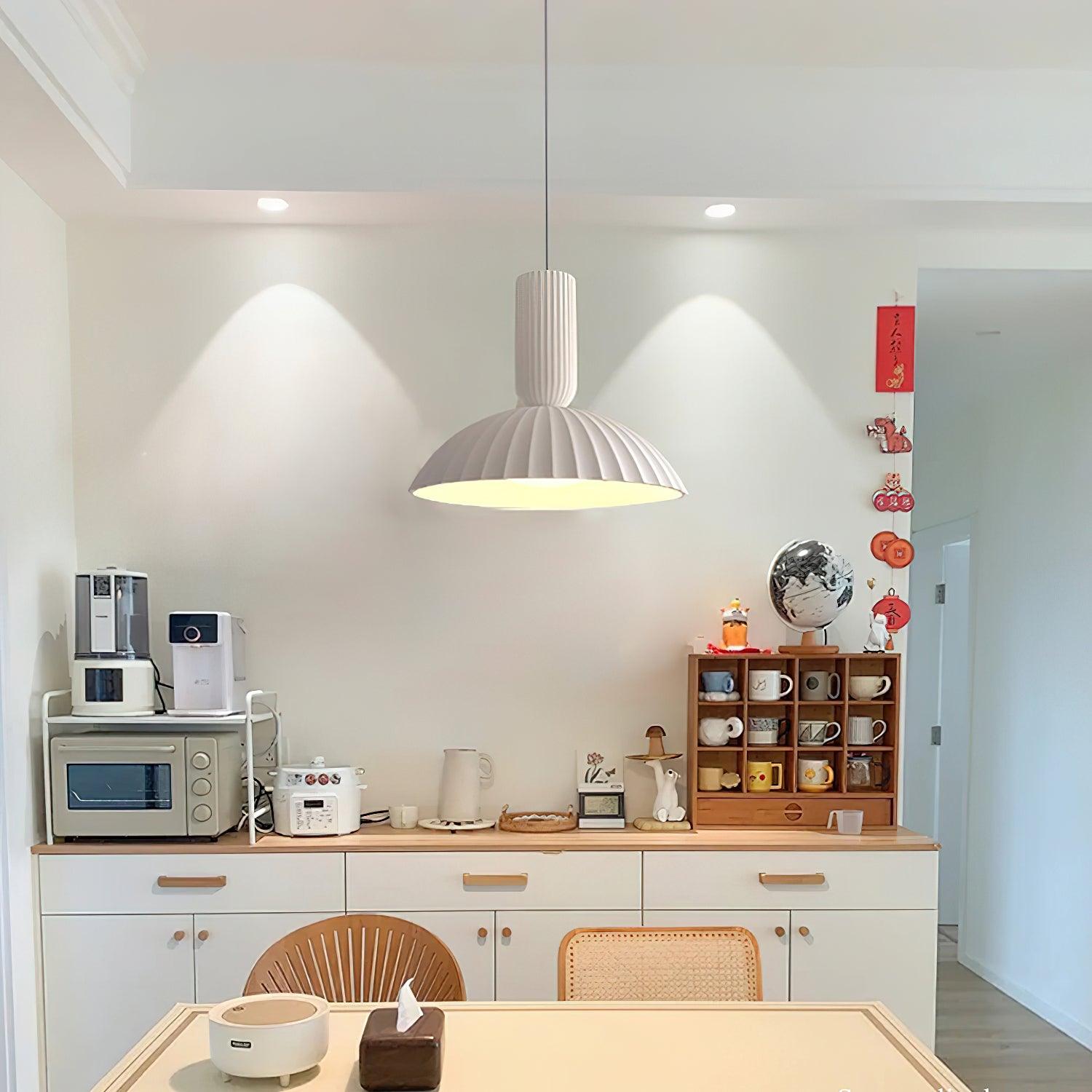 sculptural-carved-resin-apollo-pendant-light-nordic-style-led-hanging-fixture-for-modern-interiors